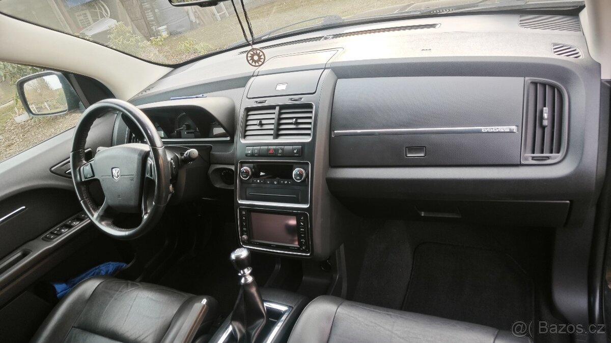 Dodge Journey - 8