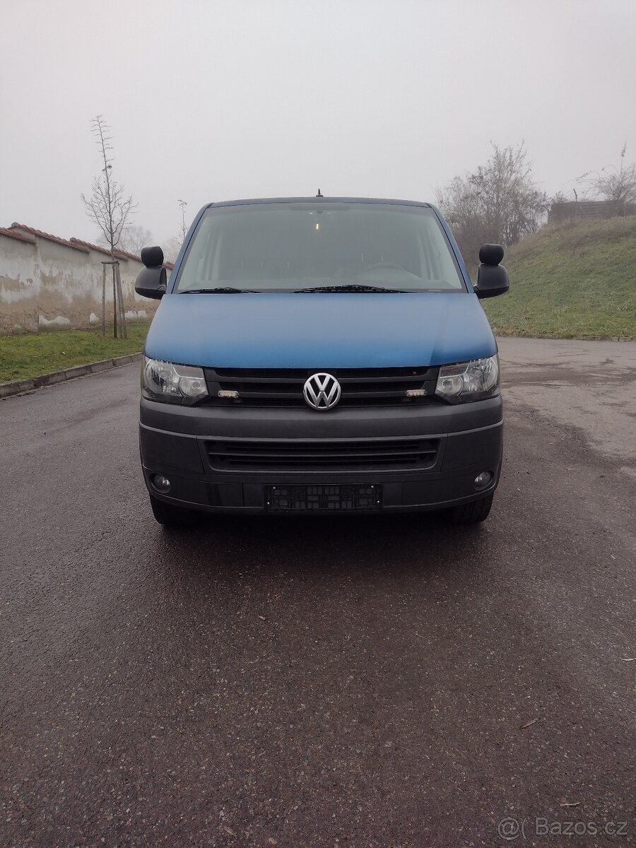 VW Transporter T5 2.0TDI - 8
