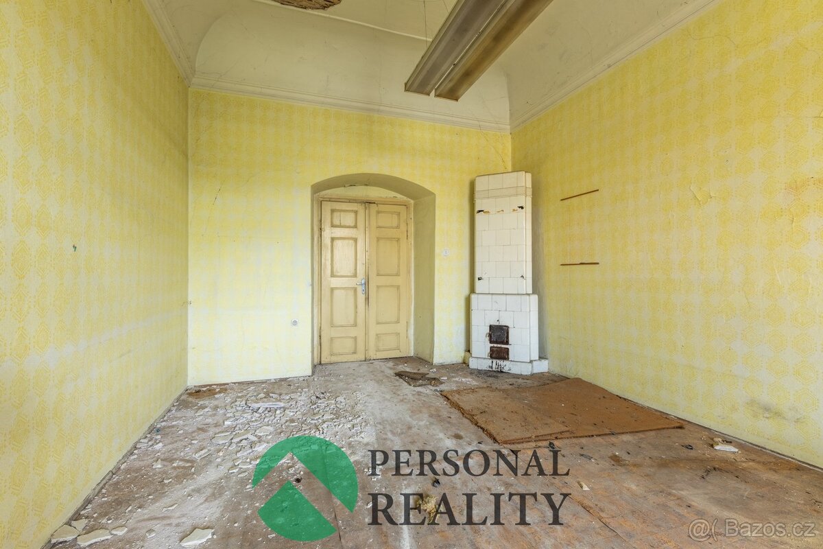 Prodej, Zámek, Libořice, ev.č. 02460 - 8