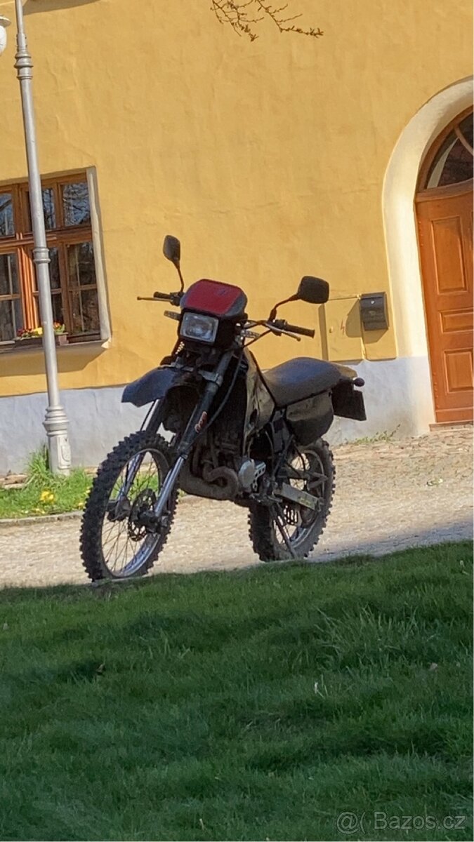 Yamaha DT 125 R Nová STK - 8