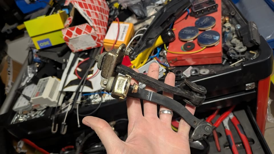 Ford Focus mk1 díly - 8