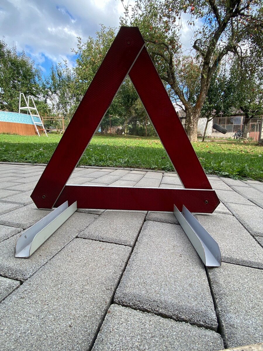 Výstražný trojúhelník retro - 8