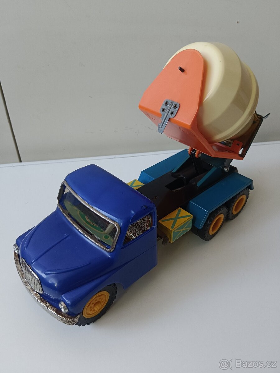 Tatra 138 míchačka KDN stará hračka Kaden - 8