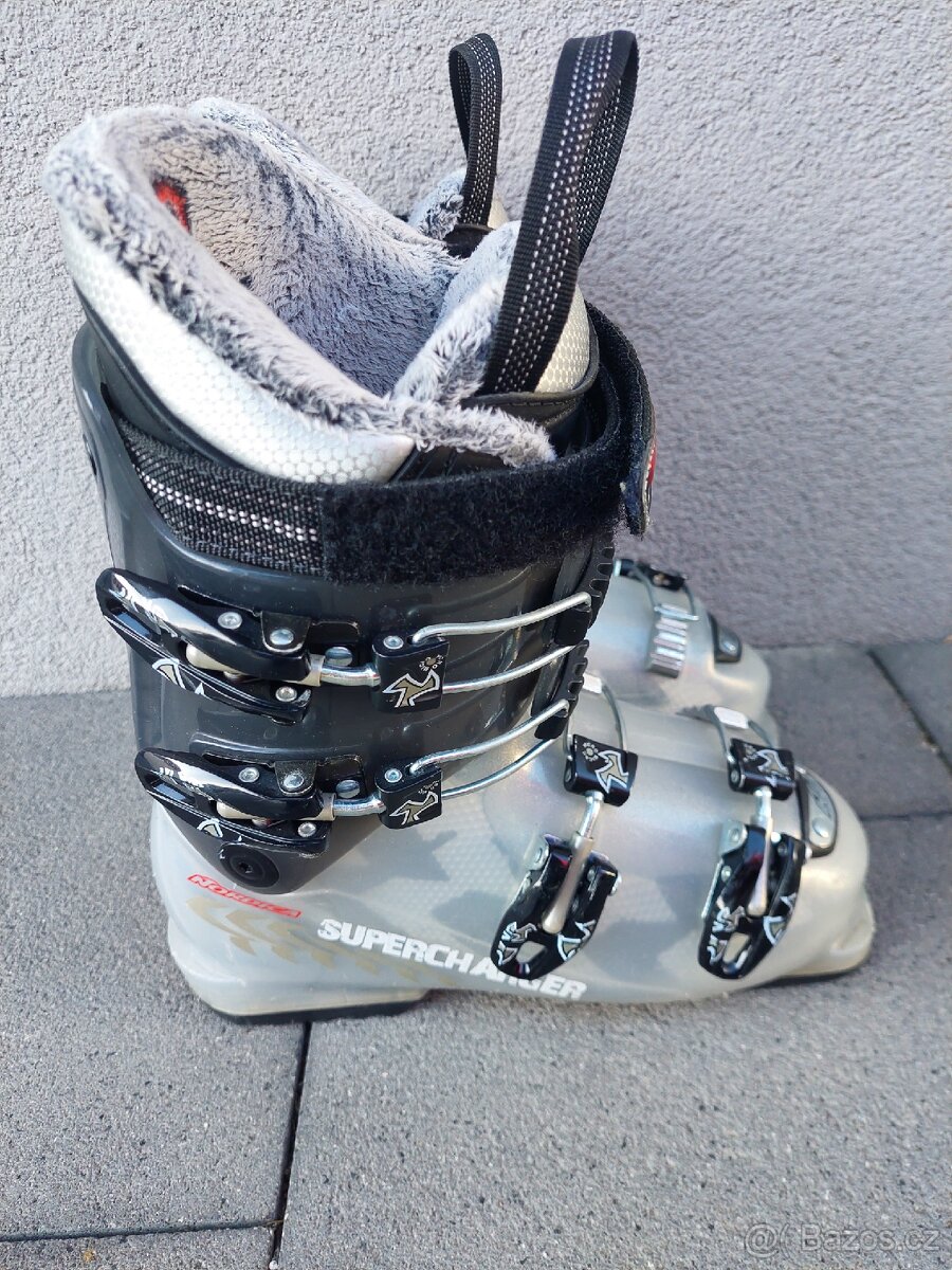 Lyže VÖLKL, 120 cm + hůlky + lyžáky + přilba - 8