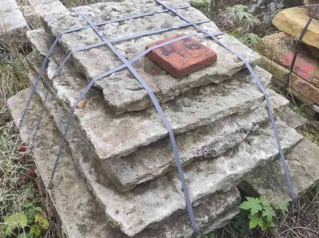 Stará kamenná dlažba, pískovcová dlažba, zápražáky, 40 m2 - 8