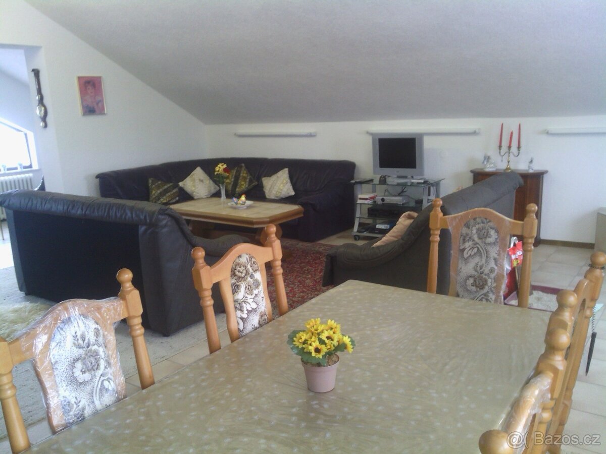 Prodam velky tri podlazni rodiiny dum v Dolni Moravici - 8