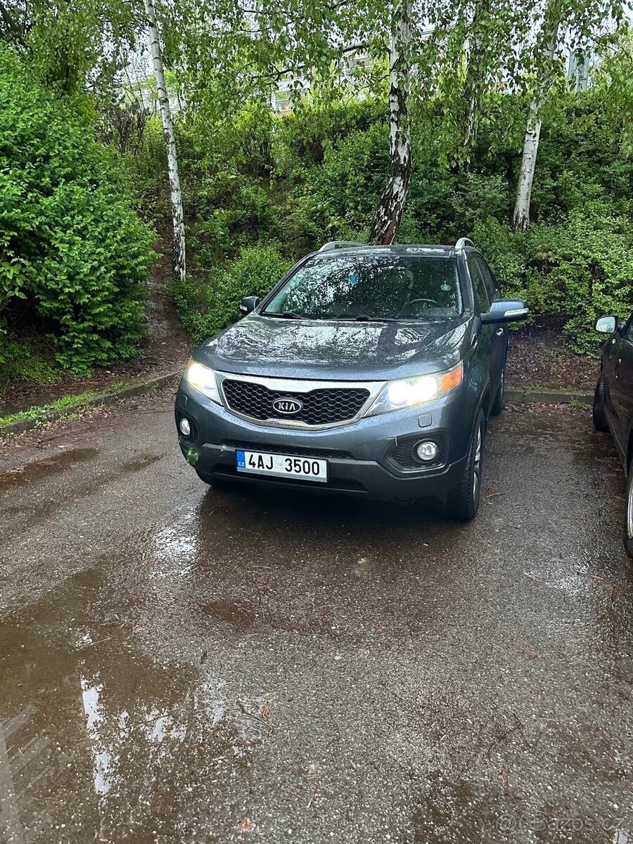 Kia Sorento - 8