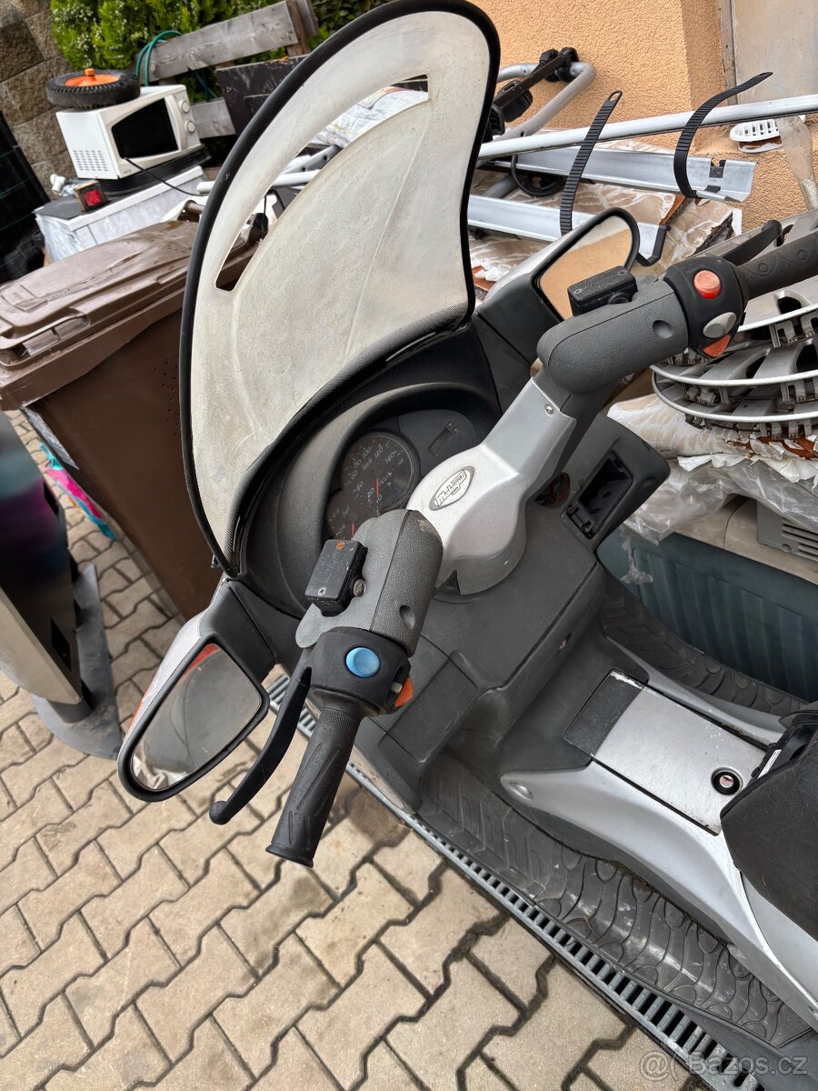 Malaguti Madison 150 - 8