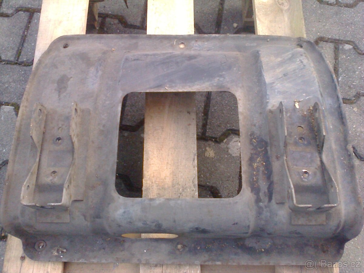 škoda 100 nebo renault 5 - 8