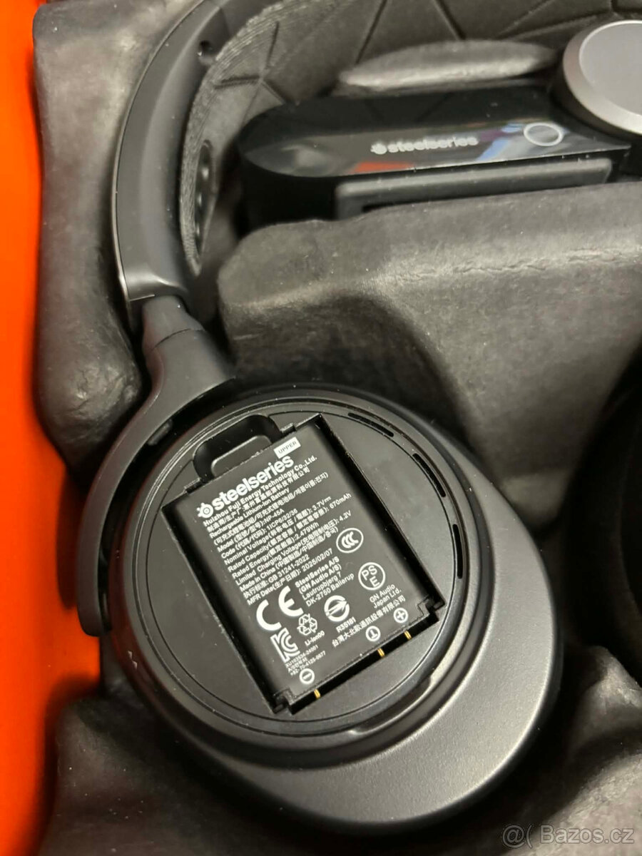 🎧 Herní sluchátka SteelSeries Arctis Nova Pro Wireless - 8