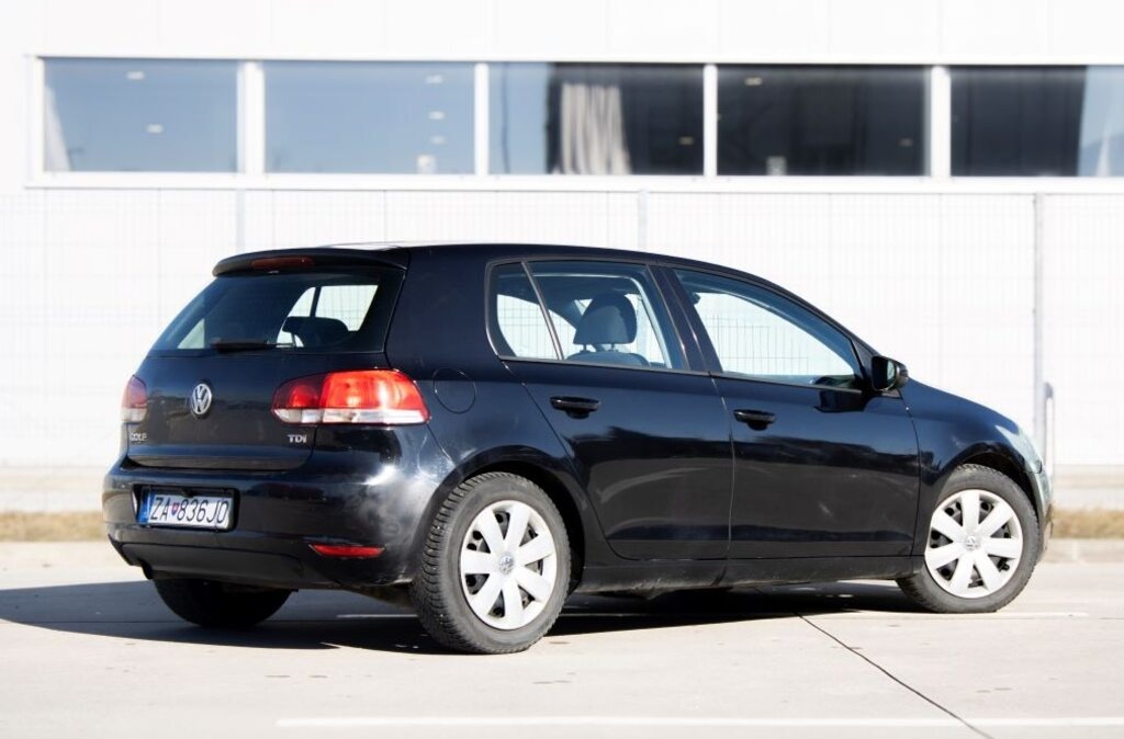 Volkswagen Golf 1.6 TDI, 77kW, M5 - 8
