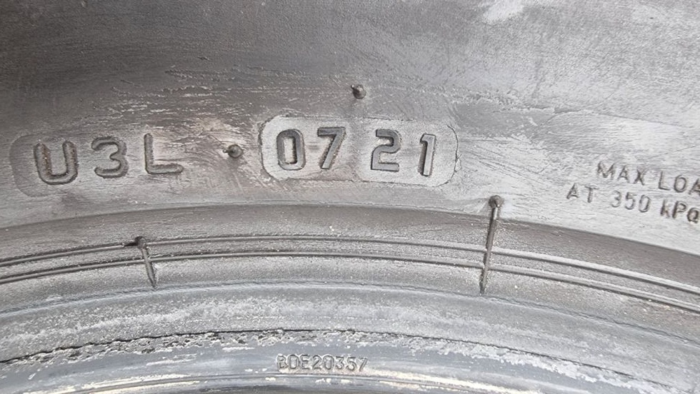 Letní pneu 215/55/17 Bridgestone - 8