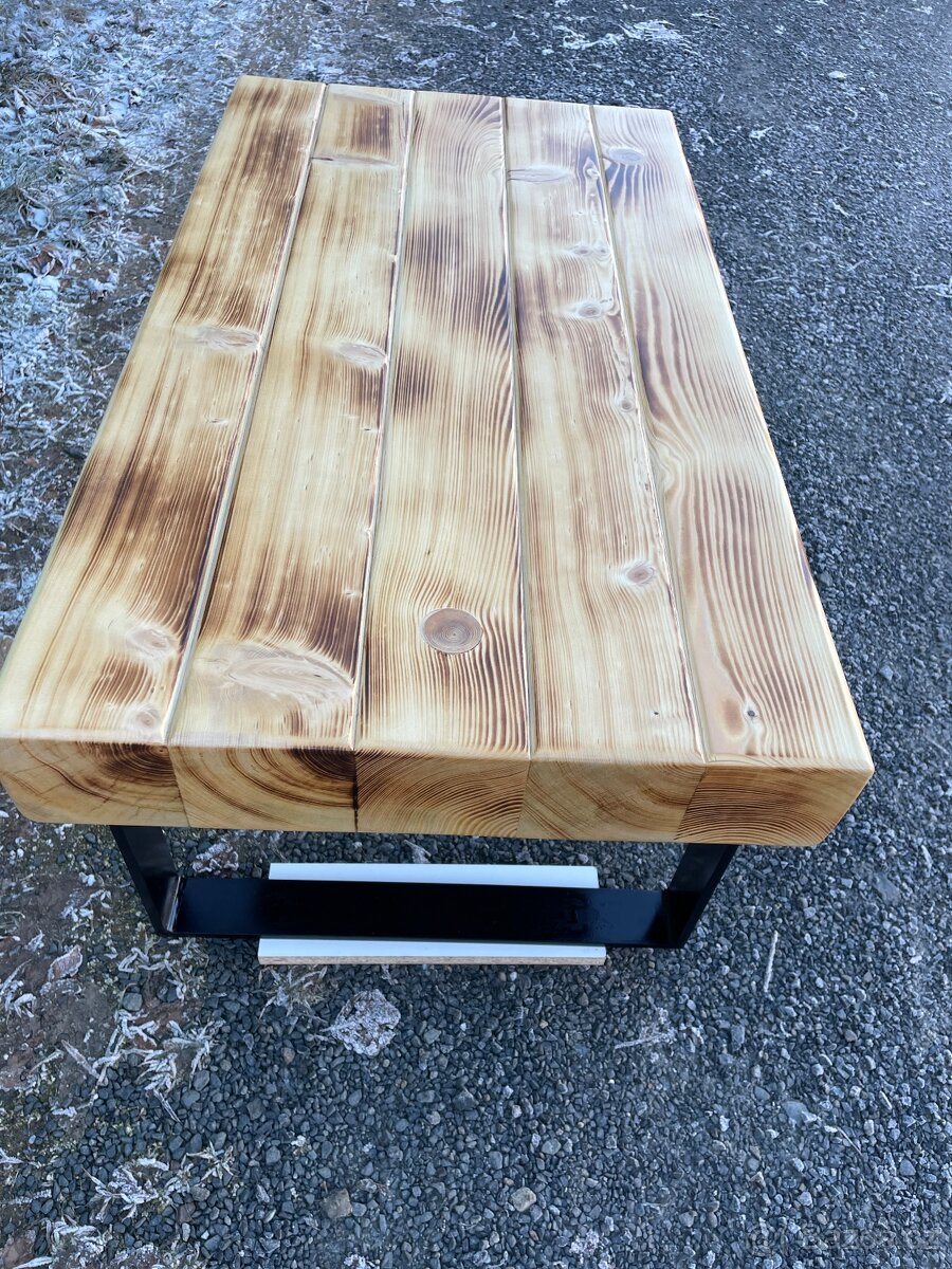 Konferenční stolek - 8