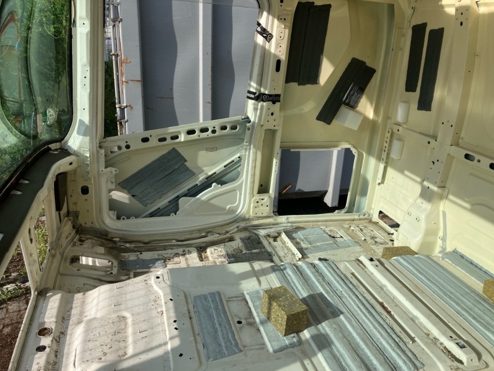 Prodám Kabina na Scania - 8