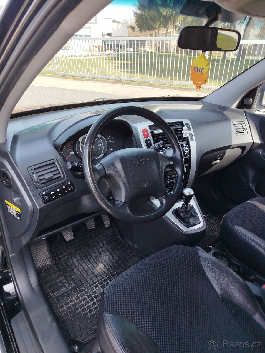 Hyundai Tucson 2.0crdi - 8