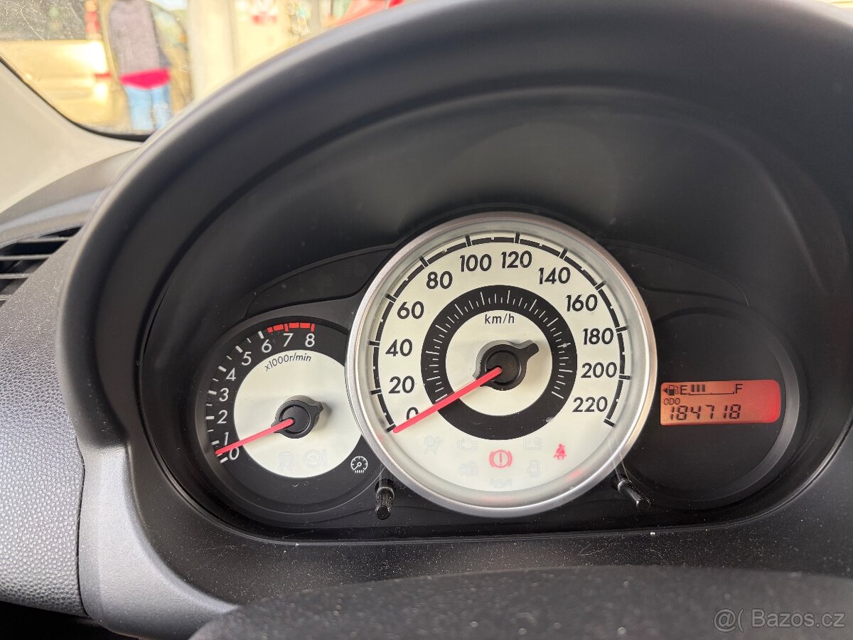 Mazda 2, 1.3 benzin , 2008 - 8