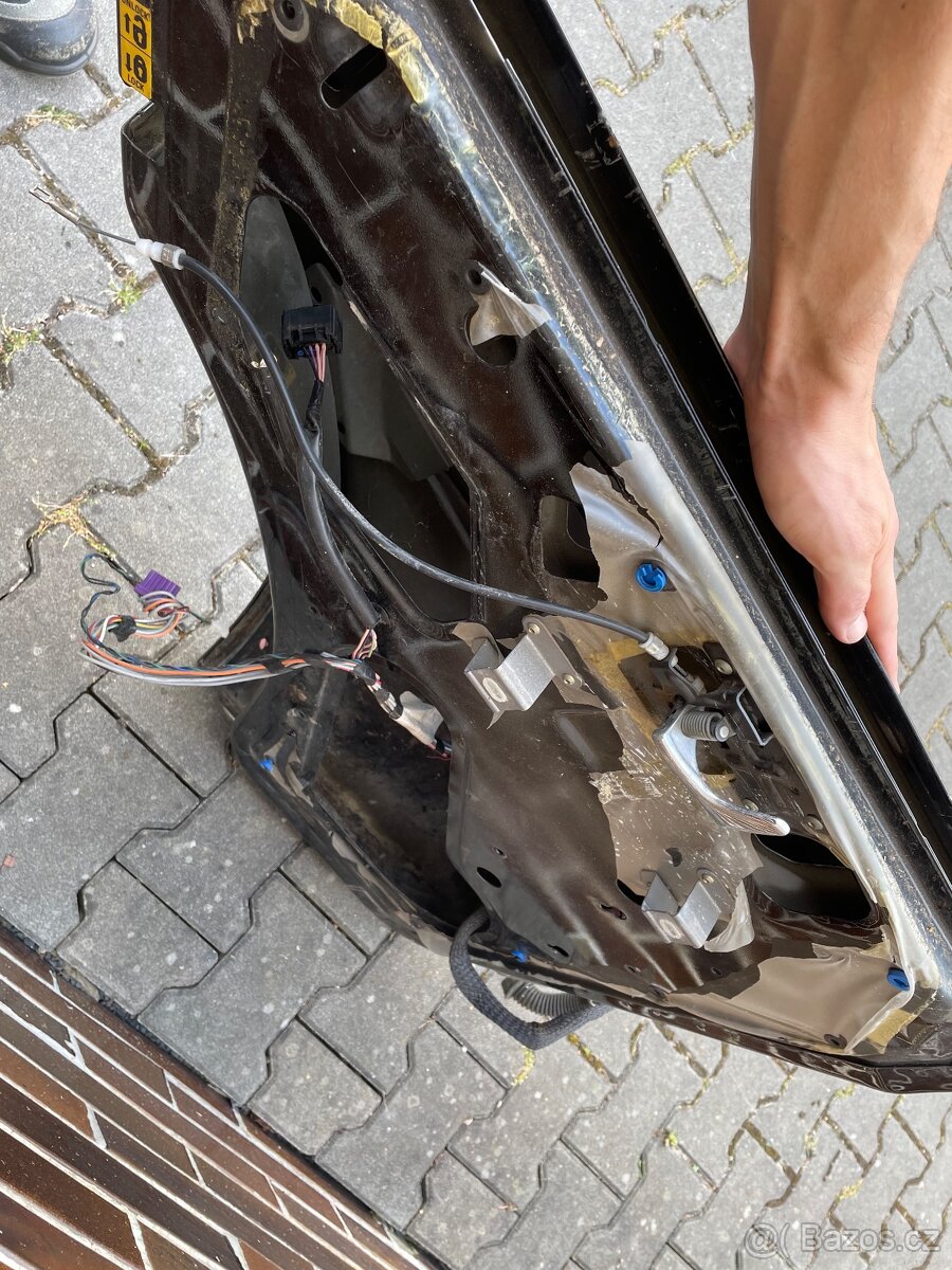 Land Rover Discovery 2 - zadní levé dveře + ostatní - 8