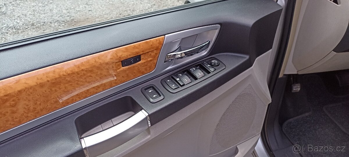 Chrysler Grand Voyager V (RT) 2,8 CRD - 8