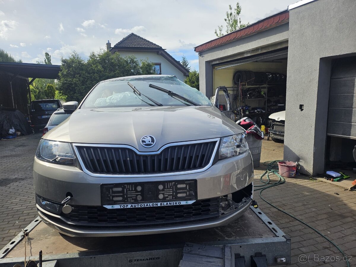 Škoda Rapid sedan a spaceback. - 8