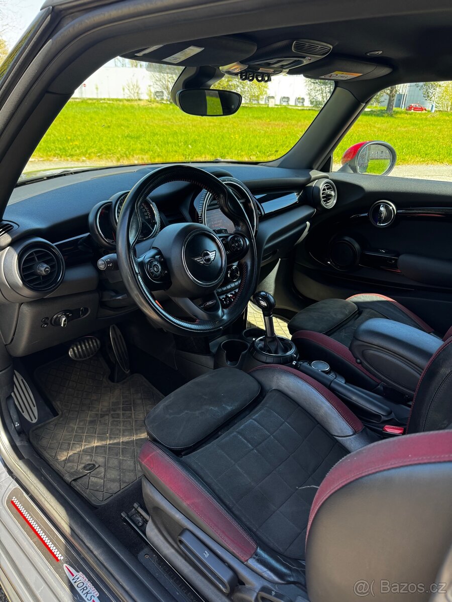 MINI JOHN COOPER WORKS - 8