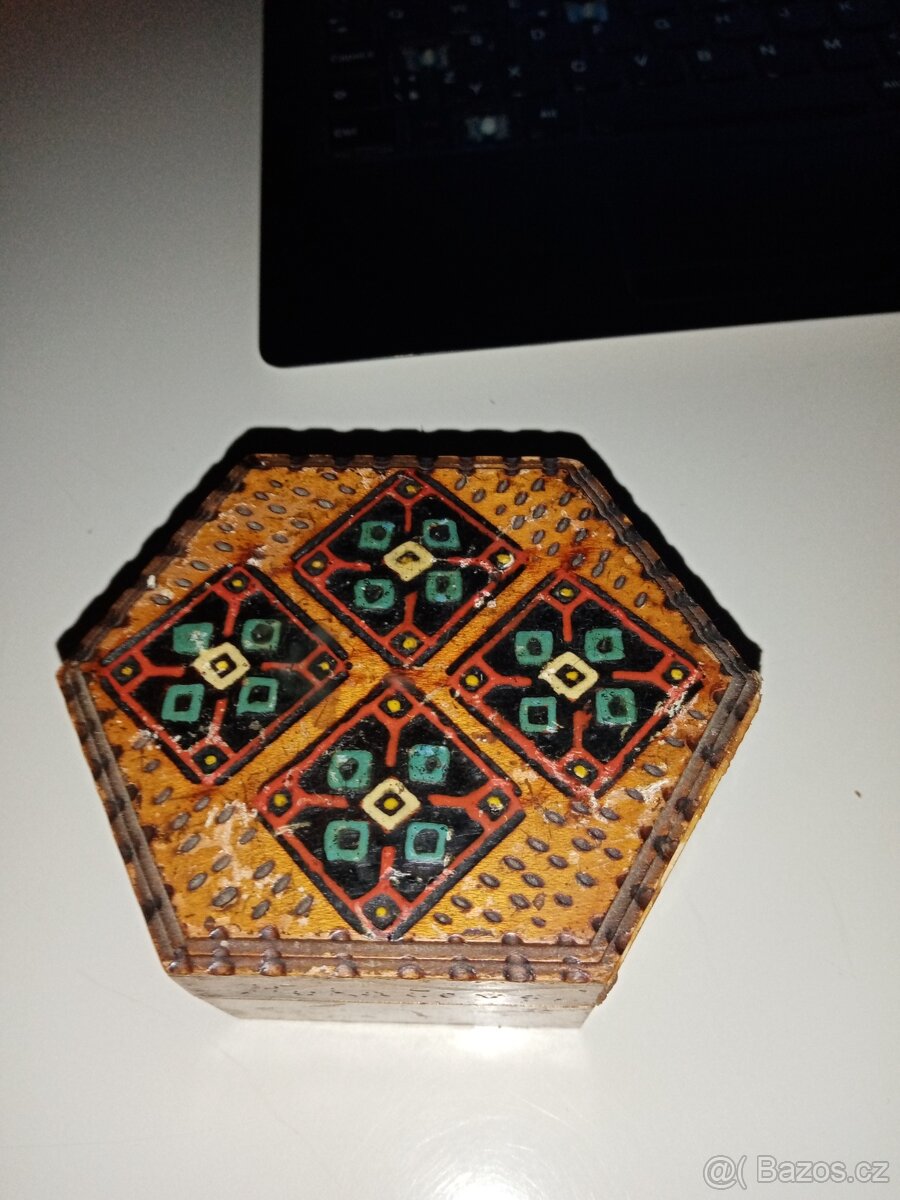 Stará šperkovnice santa a malé slunatko Retro - 8