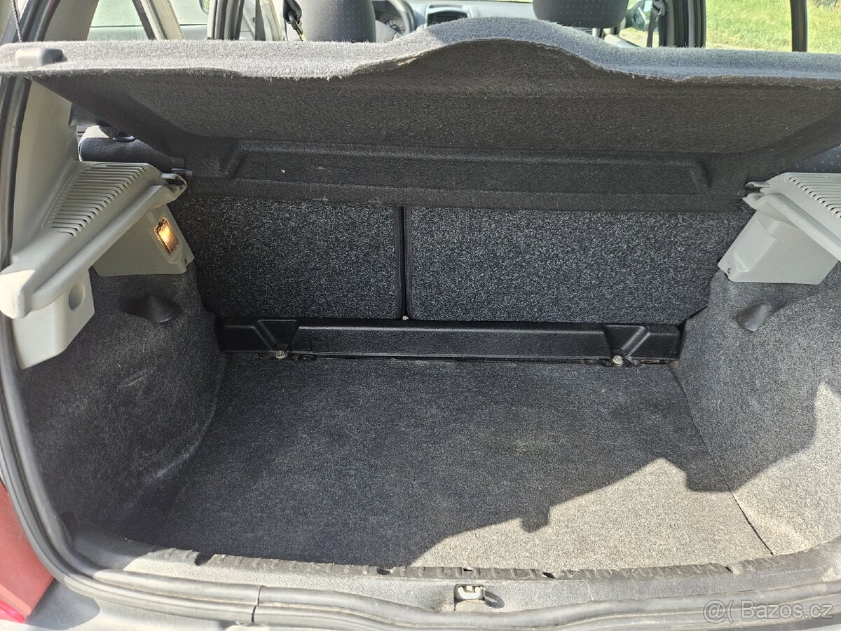 Renault clio 2 facelift - 8