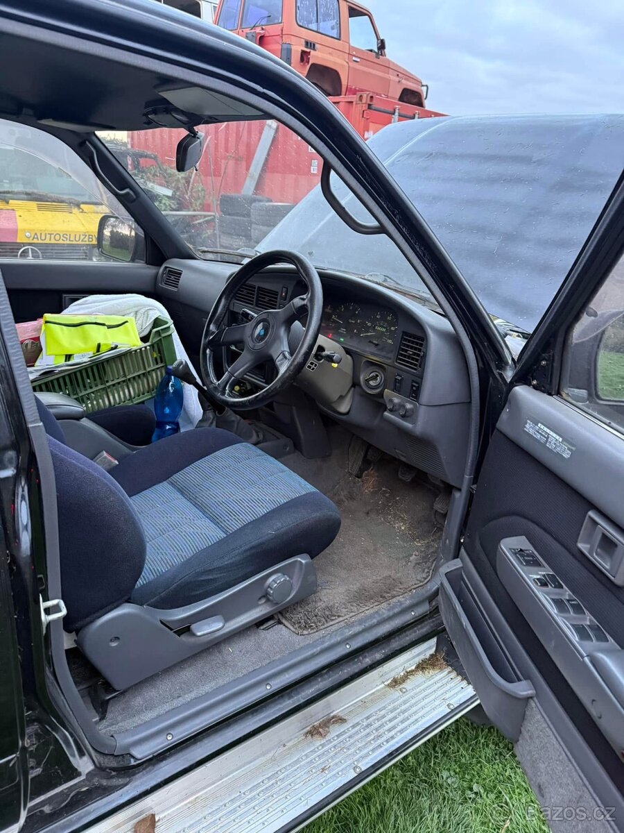 Toyota 4runner 3.0 TD - 8