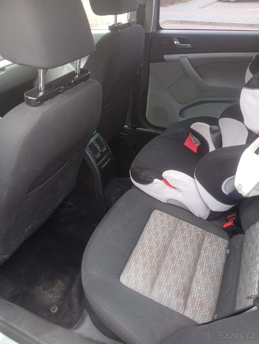 Škoda Octavia 2 combi facelift 2011 - 8