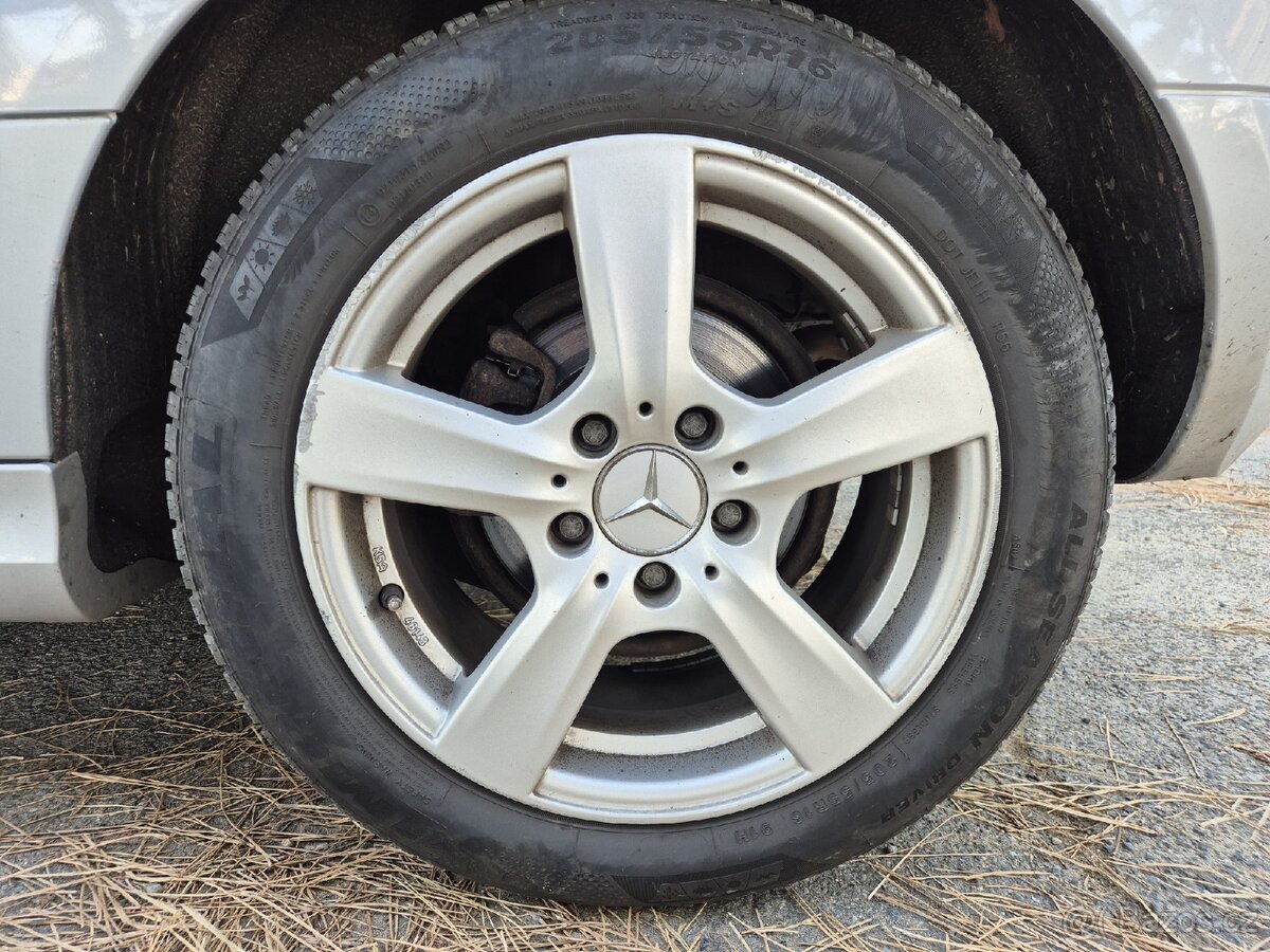 Mercedes-Benz B180 80kW Klima Tažné Facelift - 8