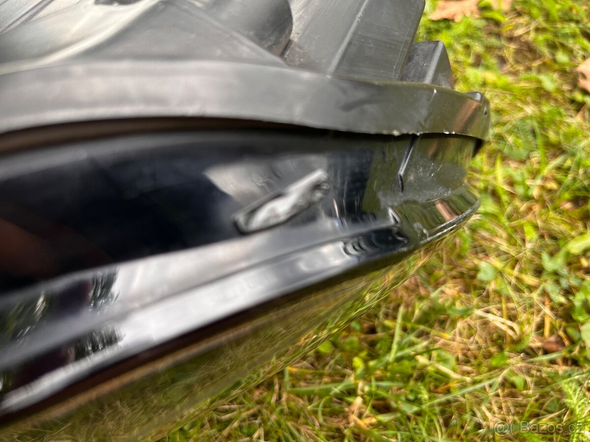 Volkswagen Touareg-světlo - 8