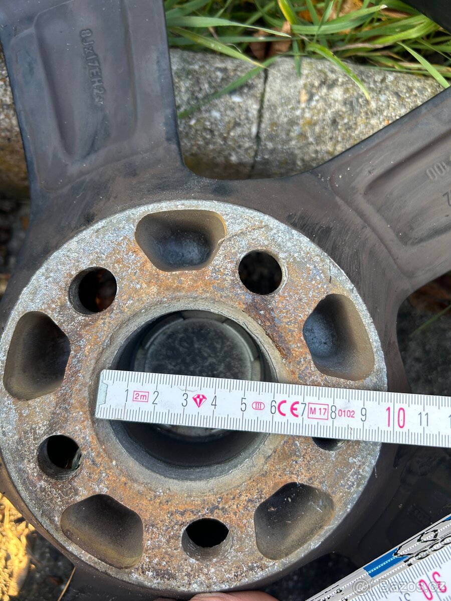 Dotz Hanzo R17 5x100 - 8