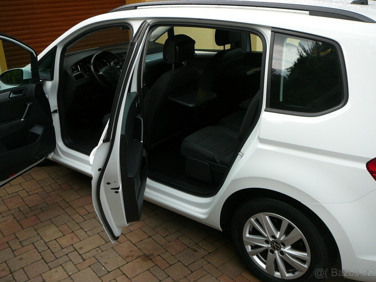 VW TOURAN 2.0 TDI 90KW FULLLED NAVI ACC FRONT EL.TAŽNÉ 2021 - 8