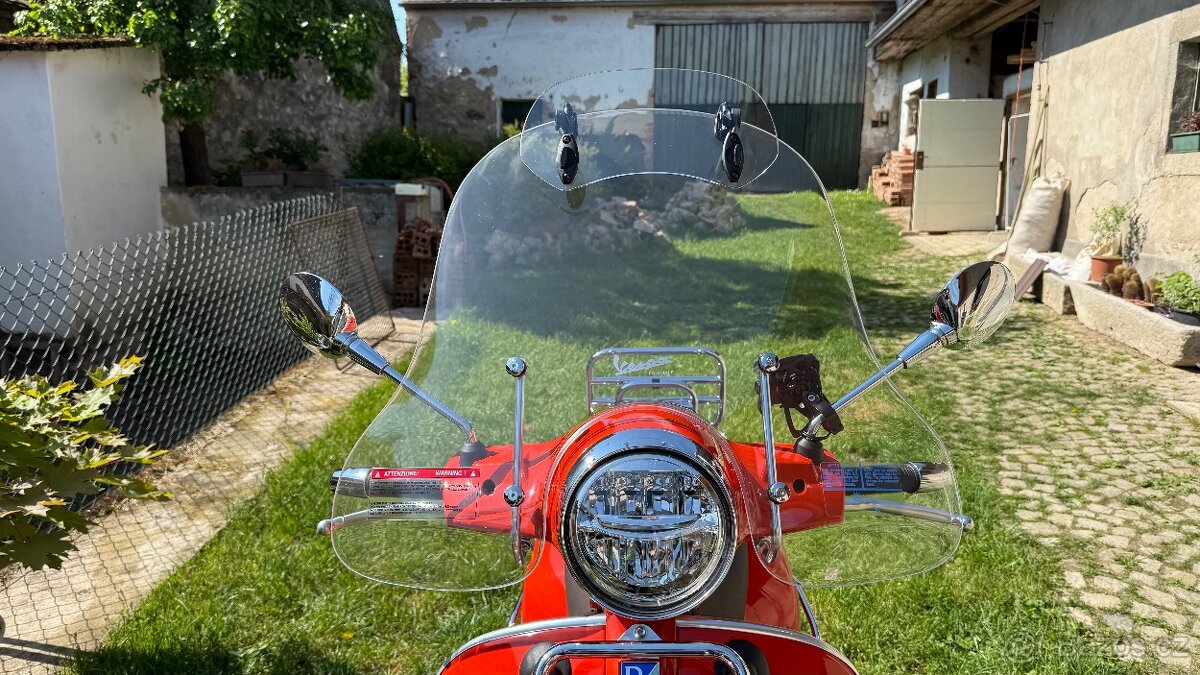 Vespa GTS 300 HPE + mnoho doplňků - 8