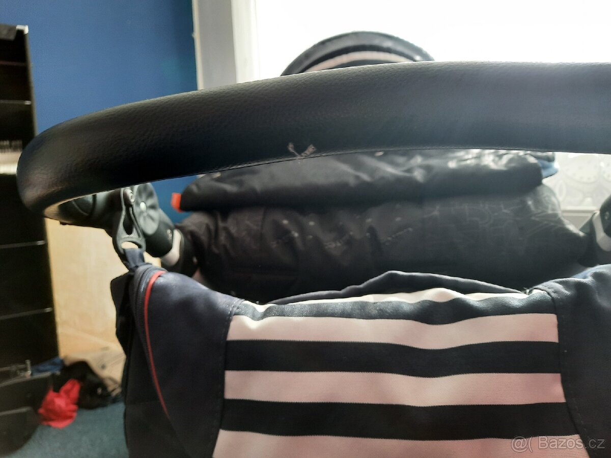 Kočárek 2v1 s příslušenstvím - 8