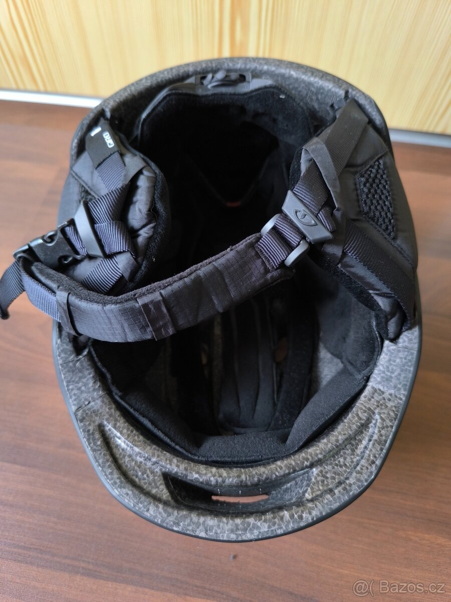 Lyžařská helma Giro vel.59-62 - 8