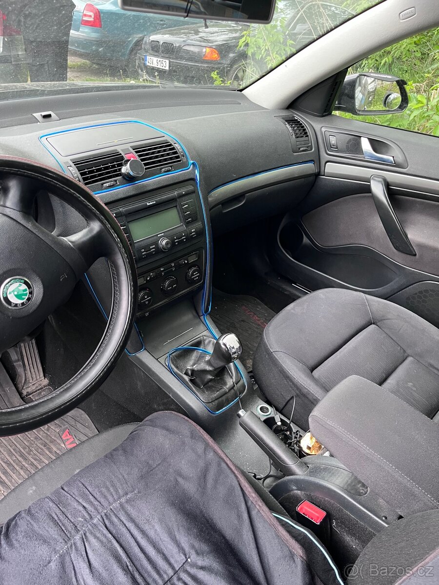 Octavia 2 1.9 77kw BJB - 8