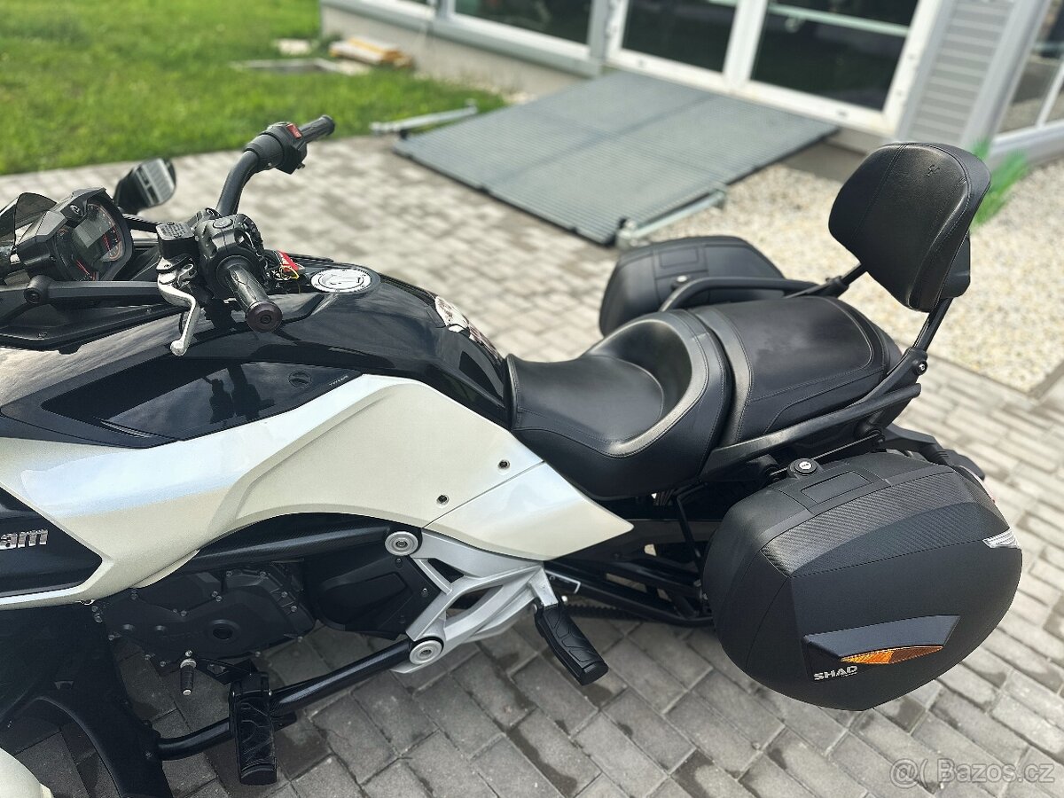 Can-am Spyder 1330 F3 SM6 MY2015 - 8