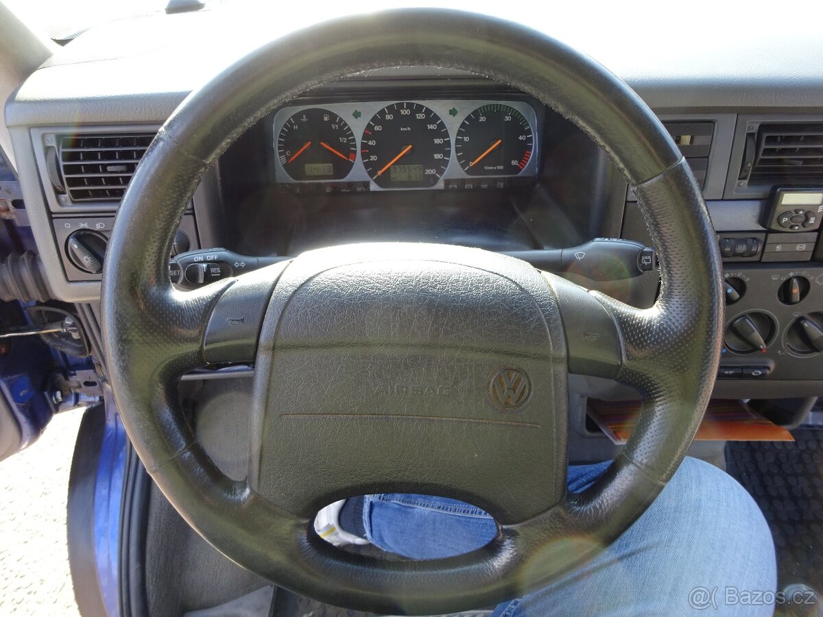VW Multivan 2.5 TDI r.v.1997 (75 kw) závěs - 8