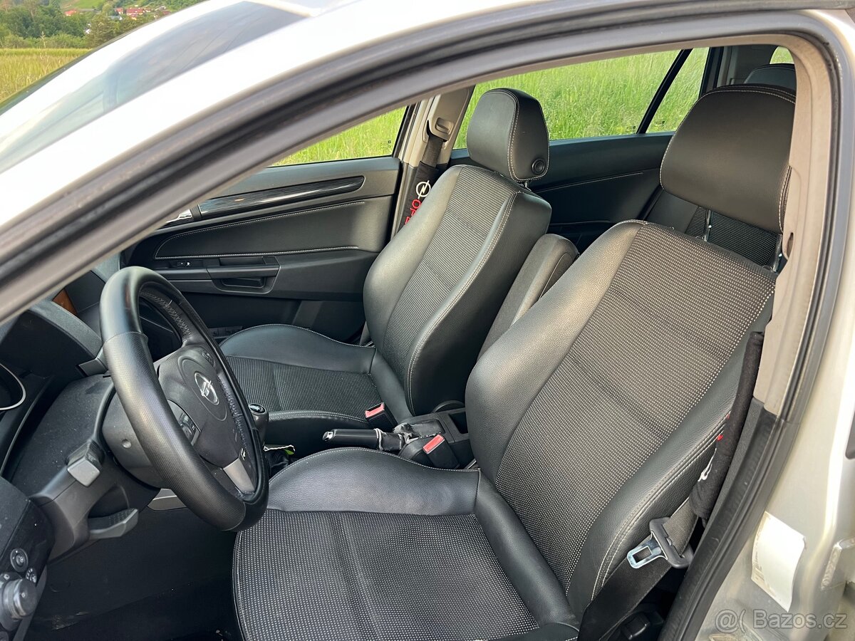 Opel Astra H Caravan 1.9 CDTI “OPC LINE” - 8