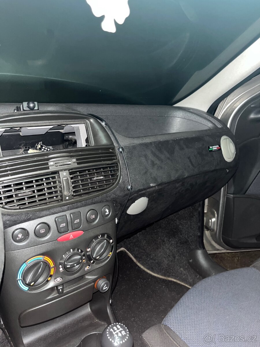 Fiat Punto II soubor nahradnich dilu - 8