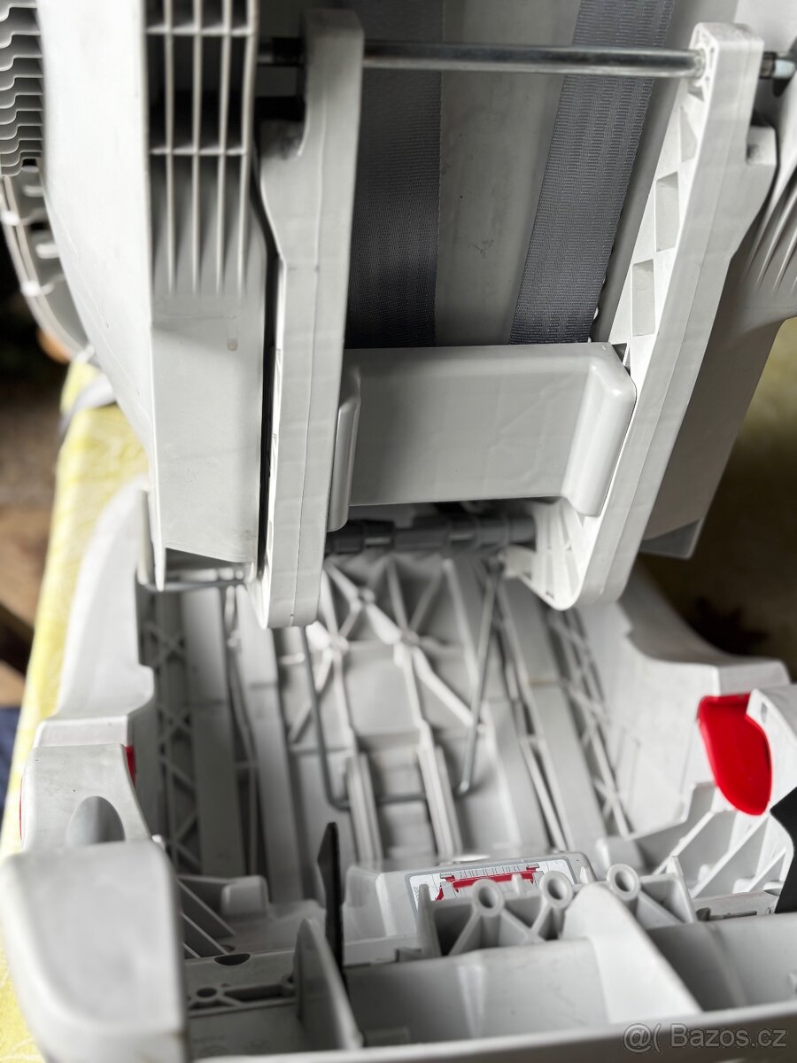 Britax Römer King 2 červená - 8