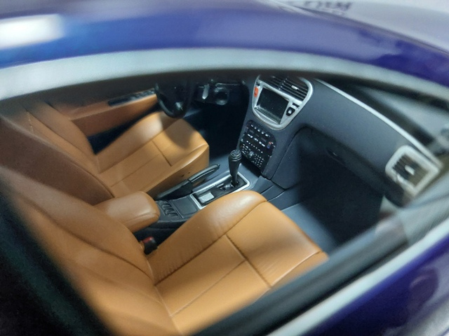 model auta Peugeot 607 Otto mobile 1:18 - 8