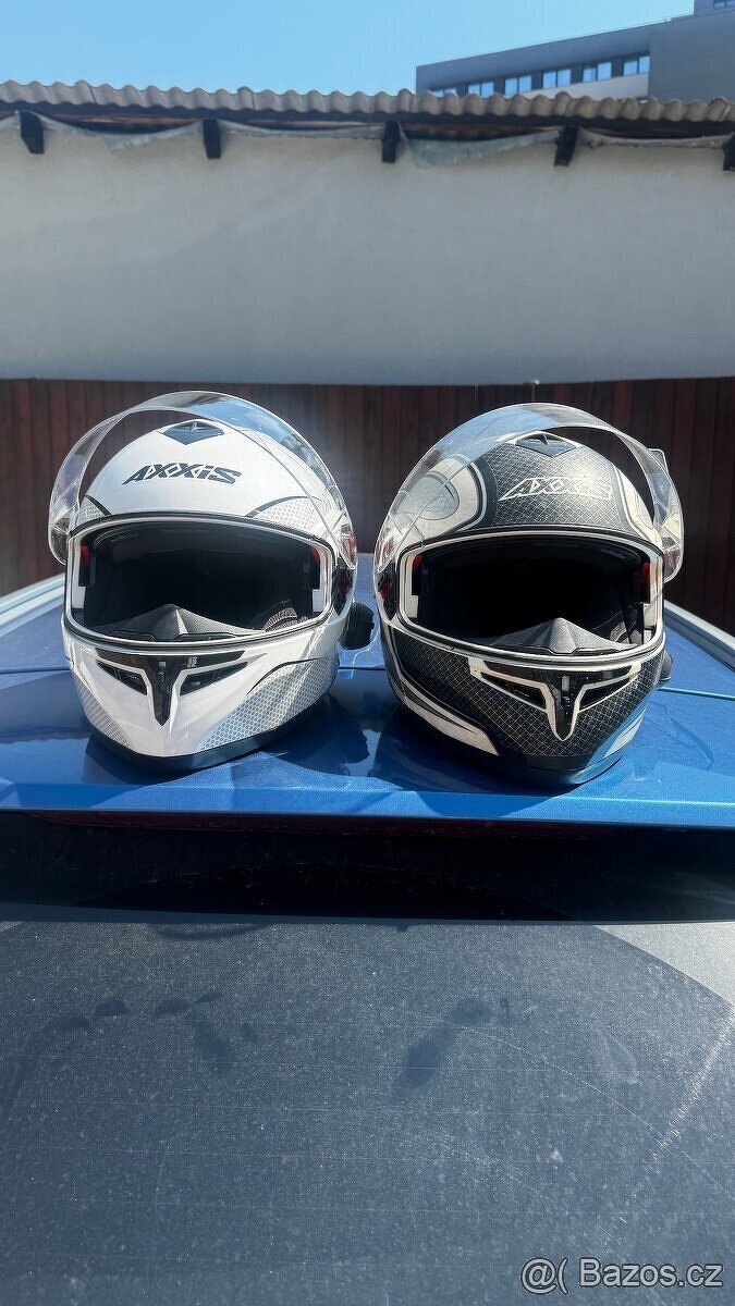 Helmy AXXIS s interkomem - 8