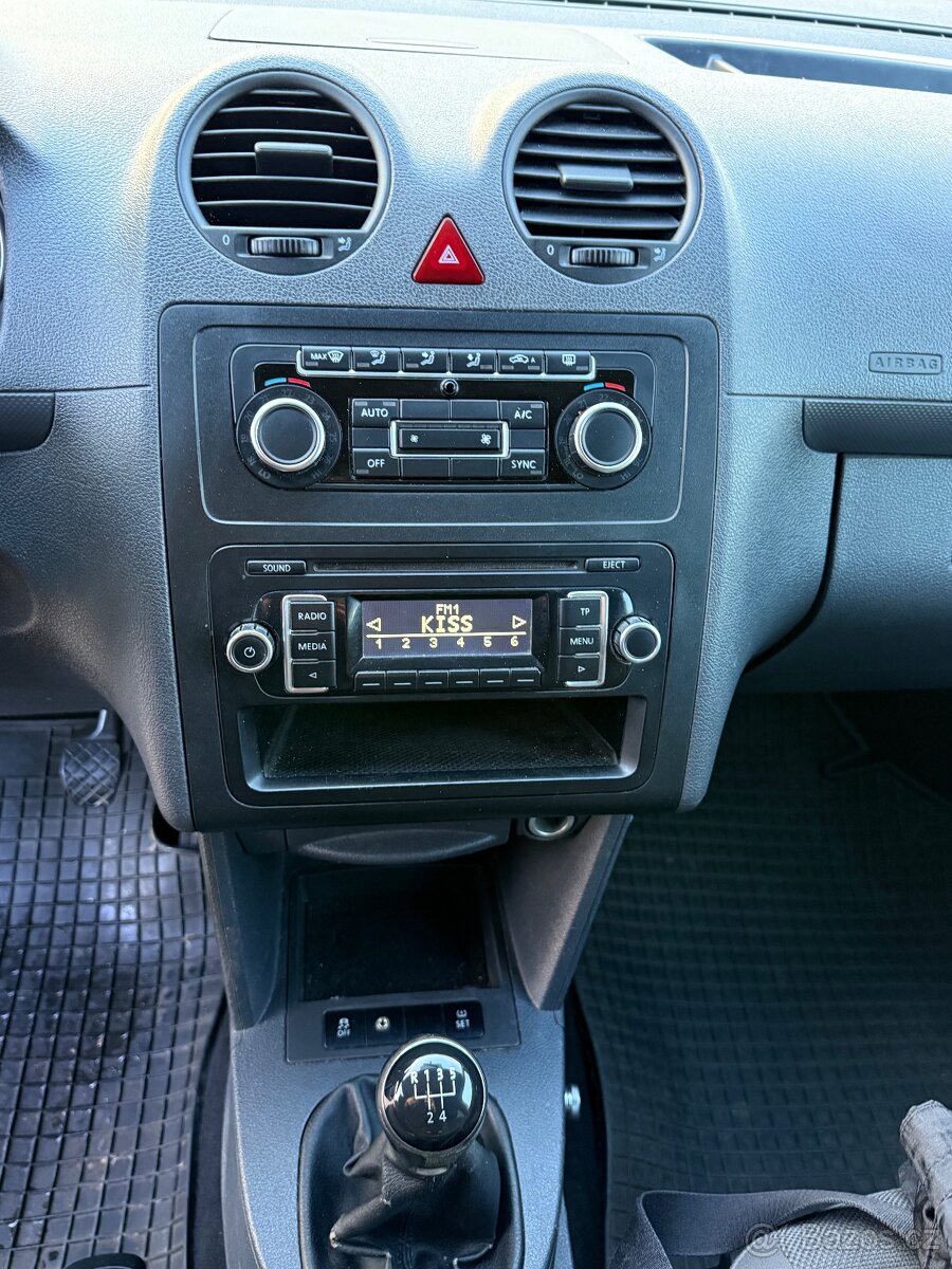 VW Caddy - 8