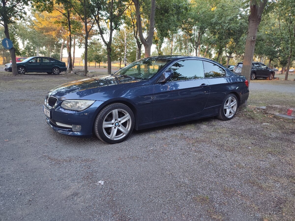 BMW e92 coupe 320d 135kw facelift - 8