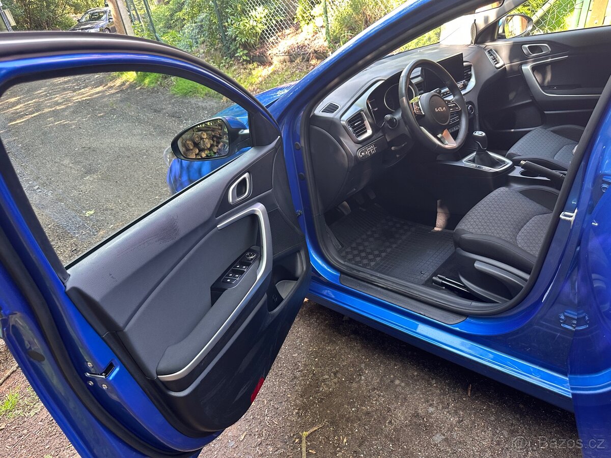 Prodám Kia ceed SW CD 1,5 T-GDI GPF SPIN - 8
