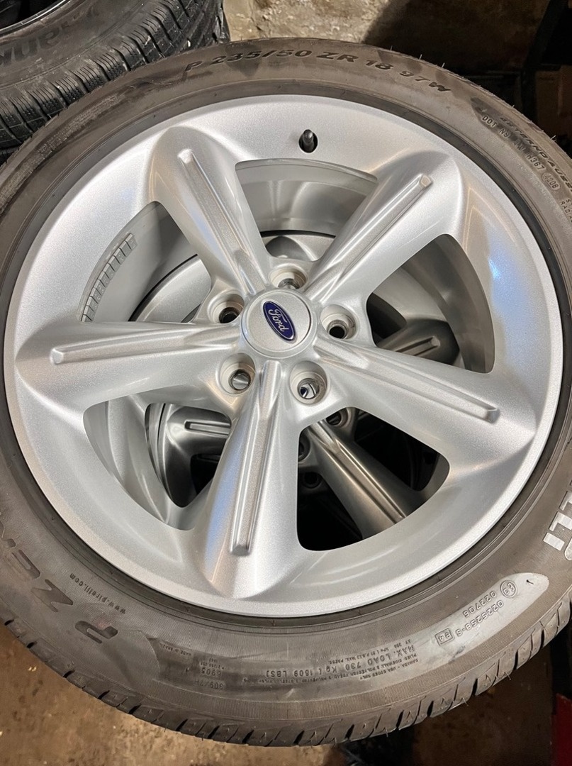 235/50 R18 97W pneu - 7mm - sada 2.000,- - 8