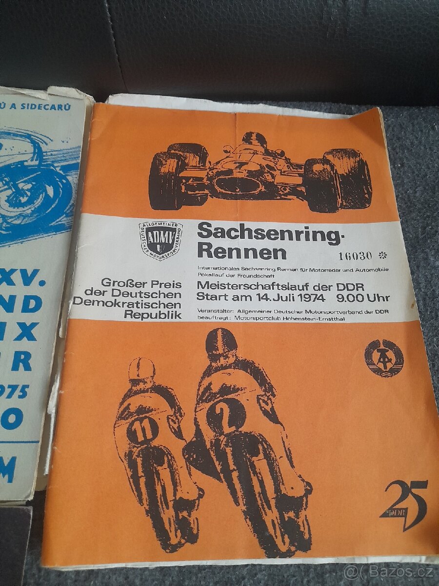 Programy závodu..11x - 8