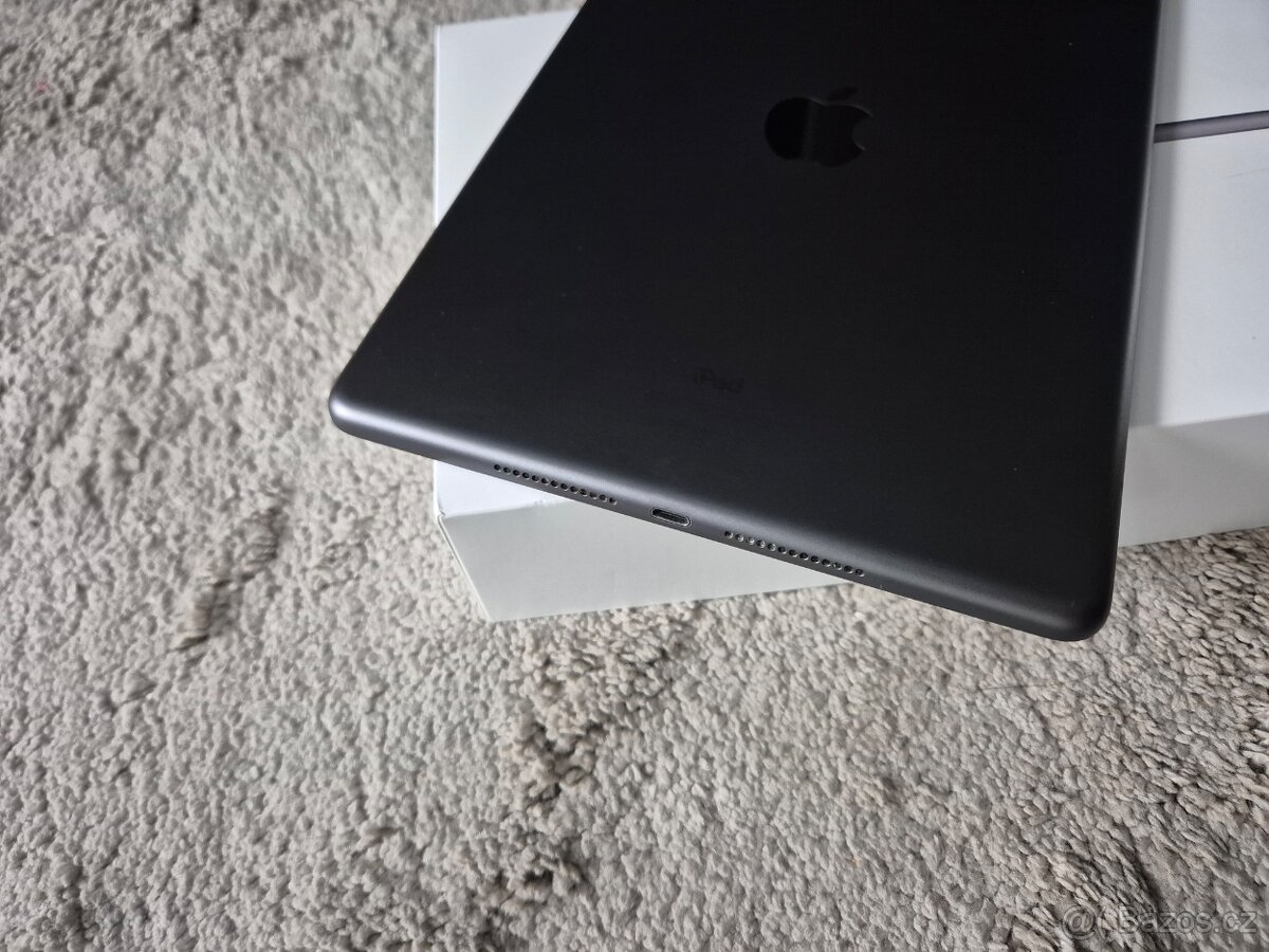 Apple iPad 7. generace 32gb - 8