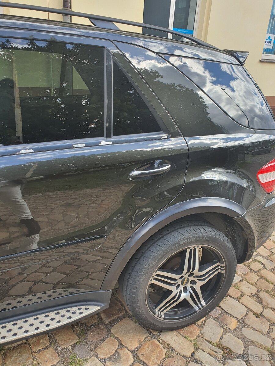 Mercedes-Benz ML 320CDI - 8